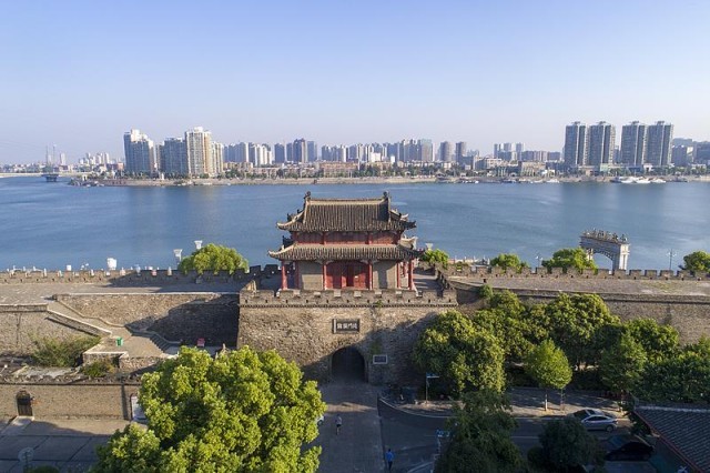 德州也有个“旧金山”?春节档的这些“景点”藏不住了 德州也有个“旧金山”?春节档的这些“景点”藏不住了